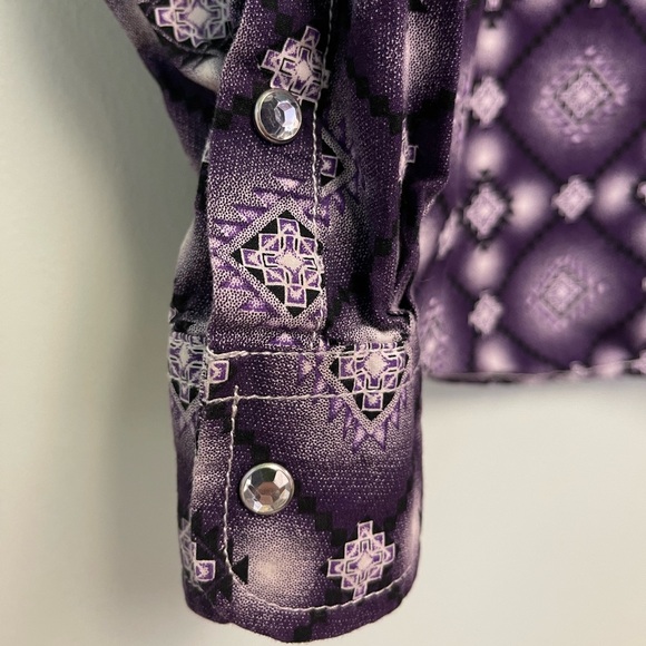 Cowgirl Hardware Purple Patterned Western Shirt - Picture 5 of 10